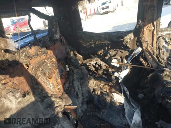 ✅ 2020 Chevrolet Silverado 1500 LT Trail Boss • VIN: 3GCPYFED8LG371011 • Lot: 42663339. Wystawiony na IAAI z przebiegiem Nie podano. Bezpłatny archiwum sprzedaży aukcyjnych z USA i szczegółowy raport historii pojazdu na DreamBid. Zdjęcie 8.