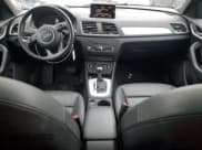 ✅ 2018 Audi Q3 Premium • VIN: WA1BCCFS9JR022385 • Lot: 91991385. Wystawiony na Copart z przebiegiem 39 827 mil. Bezpłatny archiwum sprzedaży aukcyjnych z USA i szczegółowy raport historii pojazdu na DreamBid. Zdjęcie 8.