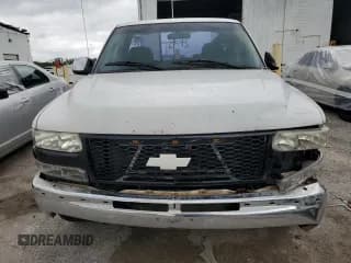 ✅ 2000 Chevrolet Silverado 1500 LS • VIN: 1GCEC14T3YZ339396 • Лот: 81505634. Опубликован ранее на Copart с пробегом 270 107 миль. Бесплатный доступ к архиву аукционных продаж из США и подробный отчёт об истории автомобиля на DreamBid. Изображение 5.