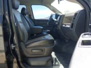 ✅ 2009 Dodge 1500 ST • VIN: 1D3HB18K29S798647 • Lot: 41785924. Wystawiony na IAAI z przebiegiem 246 981 mil. Bezpłatny archiwum sprzedaży aukcyjnych z USA i szczegółowy raport historii pojazdu na DreamBid. Zdjęcie 5.