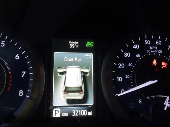 ✅ 2020 Toyota Sienna LE • VIN: 5TDKZ3DCXLS024652 • Lot: 43909047. Wystawiony na IAAI z przebiegiem 32 100 mil. Bezpłatny archiwum sprzedaży aukcyjnych z USA i szczegółowy raport historii pojazdu na DreamBid. Zdjęcie 15.