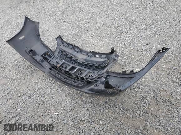 2009 Chevrolet Malibu 1LT z VIN 1G1ZH57B094261986, wystawiony jako Copart lot #62936245 z przebiegiem 162 264 mil mil oraz Szkoda całkowita • Salvage title. Historia ofert i sprzedaży dostępna na DreamBid. Obrazek 12.