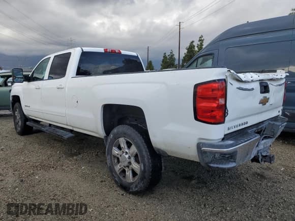 ✅ 2015 Chevrolet Silverado 2500HD LT • VIN: 1GC1CVEG7FF607761 • Lot: 83392844. Wystawiony na Copart z przebiegiem 353 226 mil. Bezpłatny archiwum sprzedaży aukcyjnych z USA i szczegółowy raport historii pojazdu na DreamBid. Zdjęcie 2.
