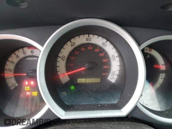 ✅ 2011 Toyota Tacoma • VIN: 3TMLU4EN1BM067834 • Lot: 87253265. Listed on Copart with 214,288 mi. Free auction sales archive from the USA and detailed vehicle history report at DreamBid. Image 9.