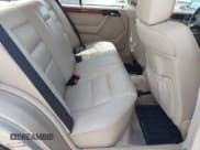 ✅ 1994 Mercedes-Benz E 320 • VIN: WDBEA32E5RC033986 • Lot: 42907685. Wystawiony na IAAI z przebiegiem 233 223 mil. Bezpłatny archiwum sprzedaży aukcyjnych z USA i szczegółowy raport historii pojazdu na DreamBid. Zdjęcie 8.