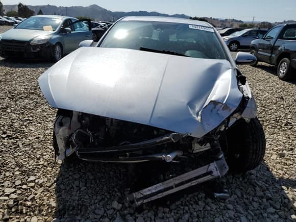 ✅ 2019 Hyundai Elantra Sport • VIN: KMHD04LB1KU819824 • Lot: 80226955. Listed on Copart with 87,970 mi. Free auction sales archive from the USA and detailed vehicle history report at DreamBid. Image 5.