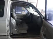 ✅ 2001 Toyota Tacoma • VIN: 5TEHN72N61Z733497 • Lot: 42151511. Wystawiony na IAAI z przebiegiem Nie podano. Bezpłatny archiwum sprzedaży aukcyjnych z USA i szczegółowy raport historii pojazdu na DreamBid. Zdjęcie 5.