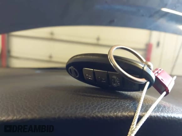 ✅ 2016 Nissan Sentra SL • VIN: 3N1AB7AP4GY276431 • Лот: 43683859. Опубликован ранее на IAAI с пробегом 116 783 миль. Бесплатный доступ к архиву аукционных продаж из США и подробный отчёт об истории автомобиля на DreamBid. Изображение 11.