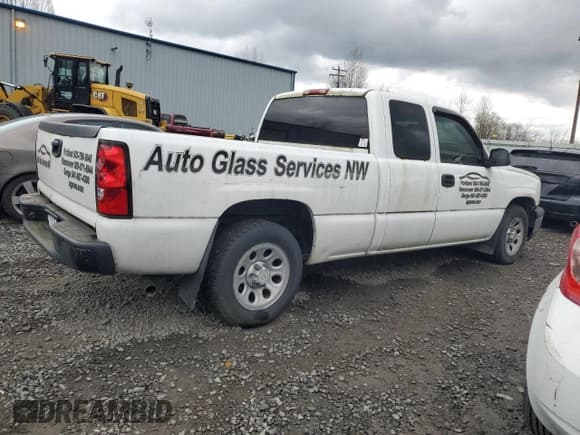 ✅ 2006 Chevrolet Silverado 1500 LT1 • VIN: 1GCEC19T76Z146884 • Лот: 46952675. Опубликован ранее на Copart с пробегом Не указан. Бесплатный доступ к архиву аукционных продаж из США и подробный отчёт об истории автомобиля на DreamBid. Изображение 3.