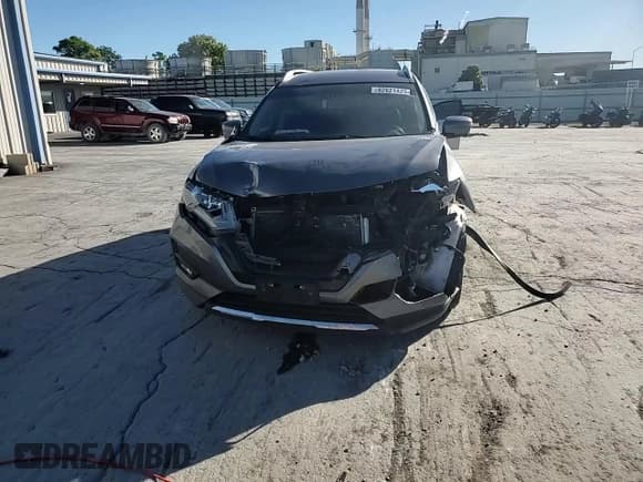 ✅ 2018 Nissan Rogue SL • VIN: 5N1AT2MT5JC785462 • Lot: 82621425. Wystawiony na Copart z przebiegiem 94 945 mil. Bezpłatny archiwum sprzedaży aukcyjnych z USA i szczegółowy raport historii pojazdu na DreamBid. Zdjęcie 14.