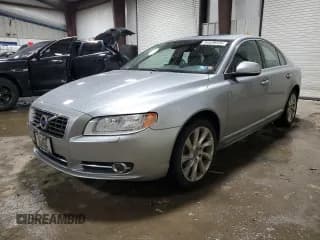 ✅ 2012 Volvo S80 3.0L • VIN: YV1902AHXC1151718 • Лот: 84439324. Опубликован ранее на Copart с пробегом 124 124 миль. Бесплатный доступ к архиву аукционных продаж из США и подробный отчёт об истории автомобиля на DreamBid. Изображение 1.