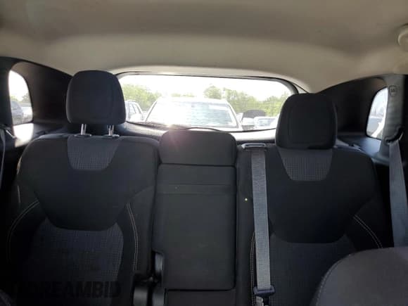 ✅ 2016 Jeep Cherokee Latitude • VIN: 1C4PJMCS4GW103610 • Лот: 58276745. Опубликован ранее на Copart с пробегом 135 868 миль. Бесплатный доступ к архиву аукционных продаж из США и подробный отчёт об истории автомобиля на DreamBid. Изображение 10.