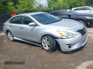 ✅ 2015 Nissan Altima SL • VIN: 1N4BL3AP3FC278675 • Лот: 42442119. Опубликован ранее на IAAI с пробегом 83 546 миль. Бесплатный доступ к архиву аукционных продаж из США и подробный отчёт об истории автомобиля на DreamBid. Изображение 1.
