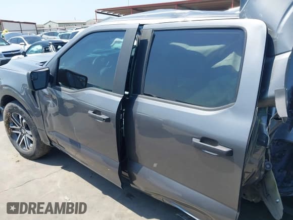 ✅ 2021 Ford F-150 XL • VIN: 1FTEW1CP5MKE74703 • Lot: 42992567. Listed on IAAI with 63,164 mi. Free auction sales archive from the USA and detailed vehicle history report at DreamBid. Image 14.