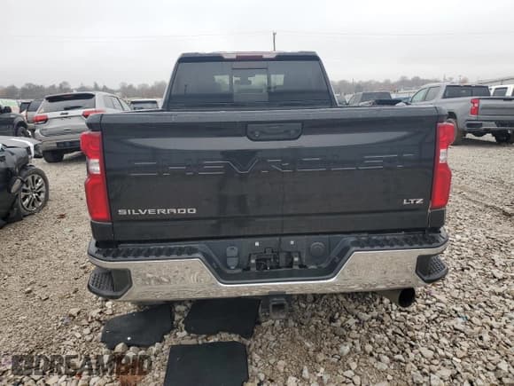 ✅ 2020 Chevrolet Silverado 2500HD LTZ • VIN: 1GC4YPEY4LF194342 • Лот: 93471865. Опубликован ранее на Copart с пробегом 54 053 миль. Бесплатный доступ к архиву аукционных продаж из США и подробный отчёт об истории автомобиля на DreamBid. Изображение 6.