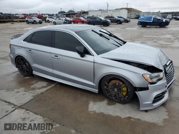 ✅ 2015 Audi S3 Premium Plus • VIN: WAUBFGFF9F1140513 • Lot: 44962985. Wystawiony na Copart z przebiegiem 123 410 mil. Bezpłatny archiwum sprzedaży aukcyjnych z USA i szczegółowy raport historii pojazdu na DreamBid. Zdjęcie 4.