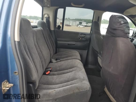 ✅ 2002 Dodge Dakota SLT • VIN: 1B7HL48N72S595180 • Lot: 74445204. Wystawiony na Copart z przebiegiem 151 579 mil. Bezpłatny archiwum sprzedaży aukcyjnych z USA i szczegółowy raport historii pojazdu na DreamBid. Zdjęcie 11.