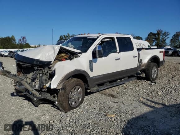 ✅ 2017 Ford F-250 Lariat • VIN: 1FT7W2BT8HED25560 • Lot: 89728525. Wystawiony na Copart z przebiegiem 191 841 mil. Bezpłatny archiwum sprzedaży aukcyjnych z USA i szczegółowy raport historii pojazdu na DreamBid. Zdjęcie 1.