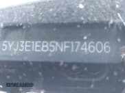 ✅ 2022 Tesla Model 3 Long Range • VIN: 5YJ3E1EB5NF174606 • Lot: 42463894. Wystawiony na IAAI z przebiegiem 36 677 mil. Bezpłatny archiwum sprzedaży aukcyjnych z USA i szczegółowy raport historii pojazdu na DreamBid. Zdjęcie 22.