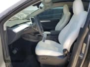 ✅ 2024 Tesla Model Y Long Range • VIN: 7SAYGAEE6RF168333 • Lot: 54452705. Wystawiony na Copart z przebiegiem 14 066 mil. Bezpłatny archiwum sprzedaży aukcyjnych z USA i szczegółowy raport historii pojazdu na DreamBid. Zdjęcie 7.