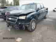 2007 Chevrolet Silverado 1500 LT1 with VIN 2GCEC13Z571141786, listed as a IAAI auction lot 43575944 with 281,890 mi miles and . Bid and sale history available at DreamBid. Image 2.