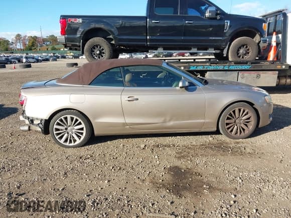 ✅ 2011 Audi A5 Prestige • VIN: WAUVFAFH9BN009564 • Лот: 43633741. Опубликован ранее на IAAI с пробегом 128 833 миль. Бесплатный доступ к архиву аукционных продаж из США и подробный отчёт об истории автомобиля на DreamBid. Изображение 13.