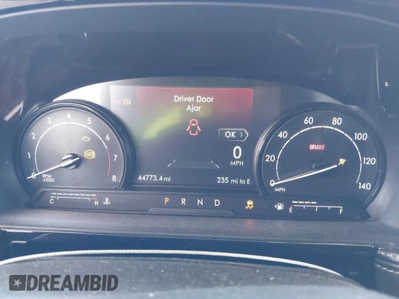 ✅ 2022 Lincoln Corsair Standard • VIN: 5LMCJ1C97NUL08401 • Lot: 42320639. Wystawiony na IAAI z przebiegiem 44 773 mil. Bezpłatny archiwum sprzedaży aukcyjnych z USA i szczegółowy raport historii pojazdu na DreamBid. Zdjęcie 7.