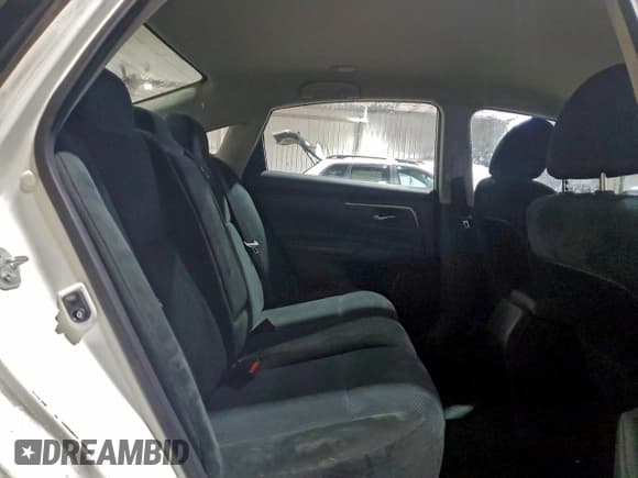 ✅ 2015 Nissan Altima 2.5 • VIN: 1N4AL3AP3FN910008 • Лот: 93605235. Опубликован ранее на Copart с пробегом 145 975 миль. Бесплатный доступ к архиву аукционных продаж из США и подробный отчёт об истории автомобиля на DreamBid. Изображение 10.