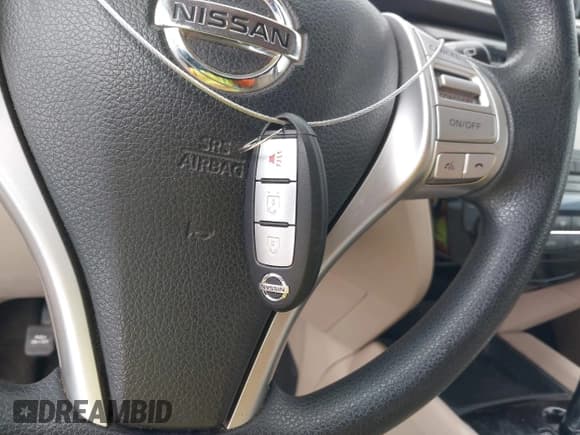 ✅ 2016 Nissan Rogue S • VIN: KNMAT2MV4GP665451 • Lot: 43712795. Wystawiony na IAAI z przebiegiem 102 577 mil. Bezpłatny archiwum sprzedaży aukcyjnych z USA i szczegółowy raport historii pojazdu na DreamBid. Zdjęcie 11.