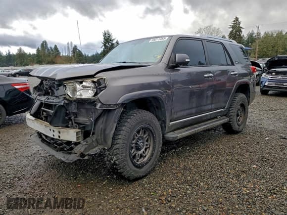 ✅ 2011 Toyota 4Runner Limited • VIN: JTEBU5JR2B5064579 • Lot: 95011455. Listed on Copart with 110,083 mi. Free auction sales archive from the USA and detailed vehicle history report at DreamBid. Image 1.