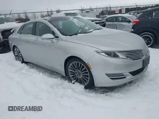 ✅ 2014 Lincoln MKZ • VIN: 3LN6L2JK9ER813109 • Lot: 41444866. Wystawiony na IAAI z przebiegiem 128 613 mil. Bezpłatny archiwum sprzedaży aukcyjnych z USA i szczegółowy raport historii pojazdu na DreamBid. Zdjęcie 1.
