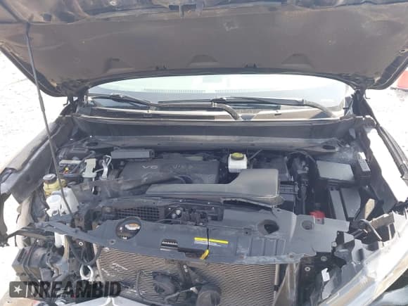 ✅ 2019 Nissan Pathfinder S • VIN: 5N1DR2MM8KC637926 • Lot: 41903395. Listed on IAAI with 84,436 mi. Free auction sales archive from the USA and detailed vehicle history report at DreamBid. Image 10.