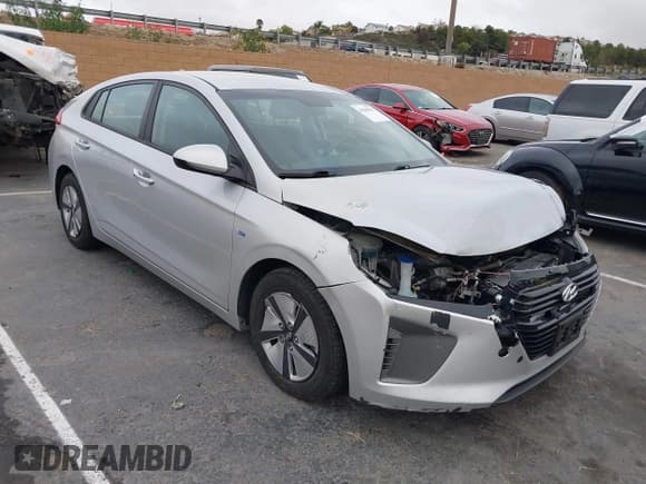 ✅ 2019 Hyundai Ioniq Blue • VIN: KMHC65LC0KU127837 • Lot: 41569535. Wystawiony na IAAI z przebiegiem 67 506 mil. Bezpłatny archiwum sprzedaży aukcyjnych z USA i szczegółowy raport historii pojazdu na DreamBid. Zdjęcie 1.