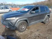 ✅ 2014 Jeep Cherokee Trailhawk • VIN: 1C4PJMBSXEW173028 • Lot: 43656983. Wystawiony na IAAI z przebiegiem 162 681 mil. Bezpłatny archiwum sprzedaży aukcyjnych z USA i szczegółowy raport historii pojazdu na DreamBid. Zdjęcie 2.
