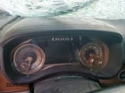 ✅ 2019 Ram 2500 Longhorn • VIN: 3C6UR5LL3KG559350 • Lot: 85933455. Wystawiony na Copart z przebiegiem Nie podano. Bezpłatny archiwum sprzedaży aukcyjnych z USA i szczegółowy raport historii pojazdu na DreamBid. Zdjęcie 9.