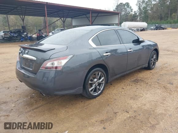 ✅ 2012 Nissan Maxima SV • VIN: 1N4AA5APXCC803529 • Lot: 43836491. Listed on IAAI with Not provided. Free auction sales archive from the USA and detailed vehicle history report at DreamBid. Image 4.