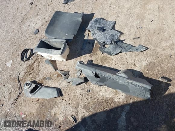 ✅ 2017 Jeep Patriot High Altitude • VIN: 1C4NJPFA7HD171330 • Lot: 43570274. Listed on IAAI with 152,800 mi. Free auction sales archive from the USA and detailed vehicle history report at DreamBid. Image 12.