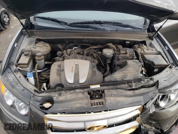 ✅ 2012 Hyundai Santa Fe Limited • VIN: 5XYZK4AG4CG157629 • Lot: 68287584. Listed on Copart with 25,431 mi. Free auction sales archive from the USA and detailed vehicle history report at DreamBid. Image 11.