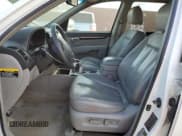 ✅ 2007 Hyundai Santa Fe SE • VIN: 5NMSH13E97H093514 • Lot: 72078714. Listed on Copart with 172,915 mi. Free auction sales archive from the USA and detailed vehicle history report at DreamBid. Image 7.