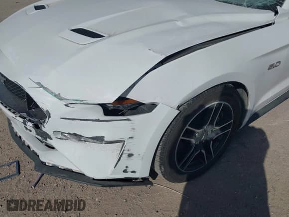 ✅ 2022 Ford Mustang GT • VIN: 1FA6P8CF9N5133117 • Lot: 43700808. Listed on IAAI with 32,893 mi. Free auction sales archive from the USA and detailed vehicle history report at DreamBid. Image 6.