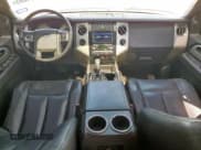 ✅ 2011 Ford Expedition Limited • VIN: 1FMJU1K56BEF25945 • Лот: 66264885. Опубликован ранее на Copart с пробегом 169 711 миль. Бесплатный доступ к архиву аукционных продаж из США и подробный отчёт об истории автомобиля на DreamBid. Изображение 8.