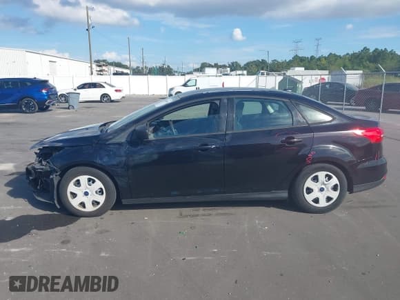 ✅ 2016 Ford Focus S • VIN: 1FADP3E25GL201335 • Лот: 43660808. Опубликован ранее на IAAI с пробегом 52 893 миль. Бесплатный доступ к архиву аукционных продаж из США и подробный отчёт об истории автомобиля на DreamBid. Изображение 15.