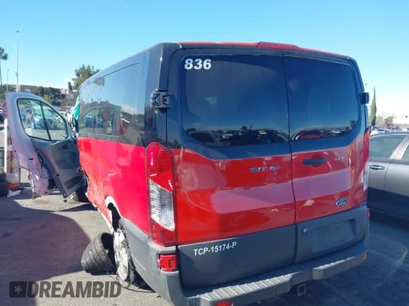 ✅ 2017 Ford Transit XL • VIN: 1FMZK1ZM4HKA84378 • Lot: 41218050. Listed on IAAI with 155,826 mi. Free auction sales archive from the USA and detailed vehicle history report at DreamBid. Image 3.