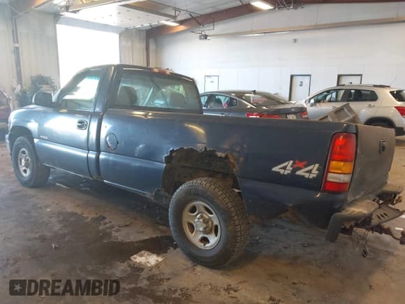 ✅ 2000 Chevrolet Silverado 1500 • VIN: 1GCEK14W2YE198437 • Лот: 43436123. Опубликован ранее на IAAI с пробегом 217 231 миль. Бесплатный доступ к архиву аукционных продаж из США и подробный отчёт об истории автомобиля на DreamBid. Изображение 3.