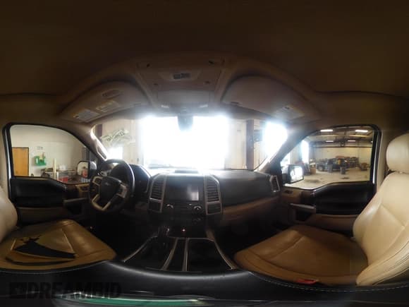 ✅ 2015 Ford F-150 XLT • VIN: 1FTEW1EG2FFA28940 • Lot: 41902448. Wystawiony na IAAI z przebiegiem 138 221 mil. Bezpłatny archiwum sprzedaży aukcyjnych z USA i szczegółowy raport historii pojazdu na DreamBid. Zdjęcie 18.