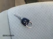 ✅ 2005 Mazda 3 i • VIN: JM1BK12F251293377 • Лот: 41431424. Опубликован ранее на IAAI с пробегом 301 538 миль. Бесплатный доступ к архиву аукционных продаж из США и подробный отчёт об истории автомобиля на DreamBid. Изображение 11.