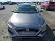 2019 Hyundai Accent SE z VIN 3KPC24A33KE062333, wystawiony jako Copart lot #74020934 z przebiegiem Nie podano mil oraz Nie do naprawy • Non repairable. Historia ofert i sprzedaży dostępna na DreamBid. Obrazek 5.