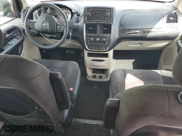 ✅ 2014 Dodge Grand Caravan SE • VIN: 2C4RDGBG2ER362939 • Lot: 81885585. Listed on Copart with 155,871 mi. Free auction sales archive from the USA and detailed vehicle history report at DreamBid. Image 8.