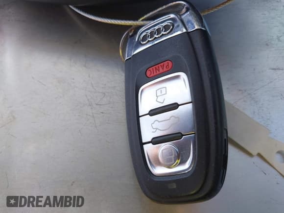 ✅ 2014 Audi A4 Premium Plus • VIN: WAUFFAFL8EN020097 • Lot: 43106727. Listed on IAAI with 107,600 mi. Free auction sales archive from the USA and detailed vehicle history report at DreamBid. Image 11.