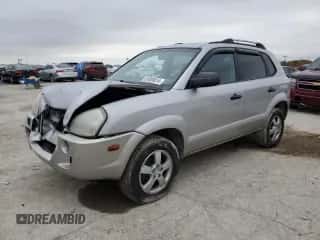 2005 Hyundai Tucson GL z VIN KM8JM12B85U101120, wystawiony jako Copart lot #81609074 z przebiegiem 181 914 mil mil oraz Szkoda całkowita • Salvage title. Historia ofert i sprzedaży dostępna na DreamBid. Obrazek 1.